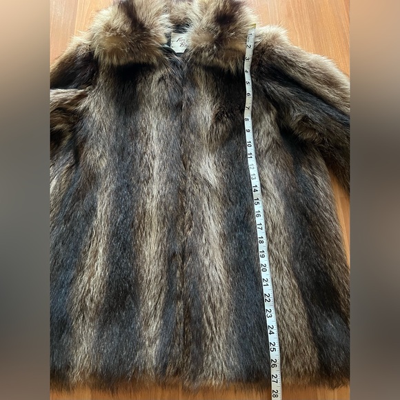 Vintage Natural Raccoon Fur Jacket 30” Let-Out Construction Small Collar Size M - Picture 3 of 15